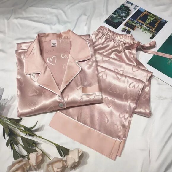 Luxurious Pink Satin Pajama Set Intimates - Picture 1 of 5